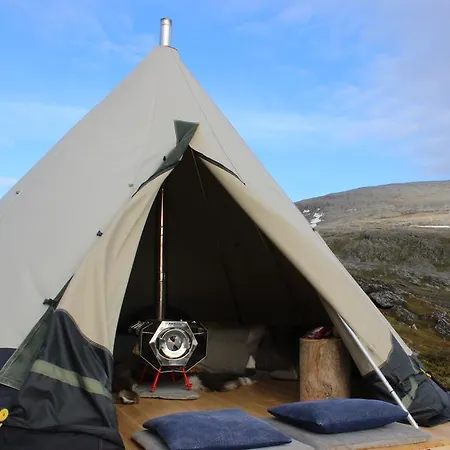 خيمة فخمة Arctic View Glamping & Restaurant